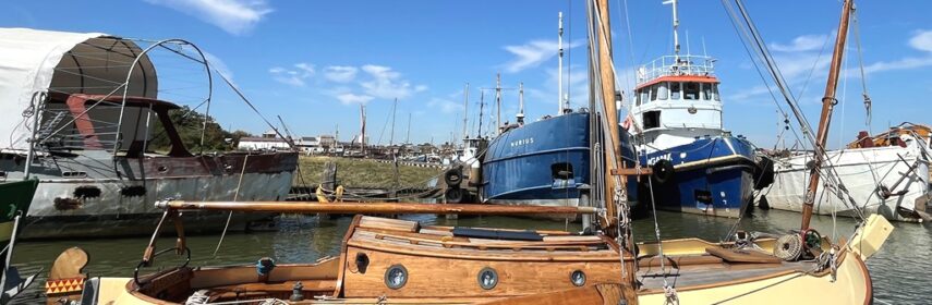 30ft Dutch sailing Barge Yacht, Gipon Schokker Steel, 1976 Green Herring